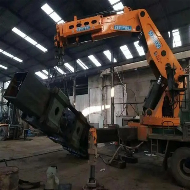 闽清县130吨折臂吊车出租吊机租赁附近电话